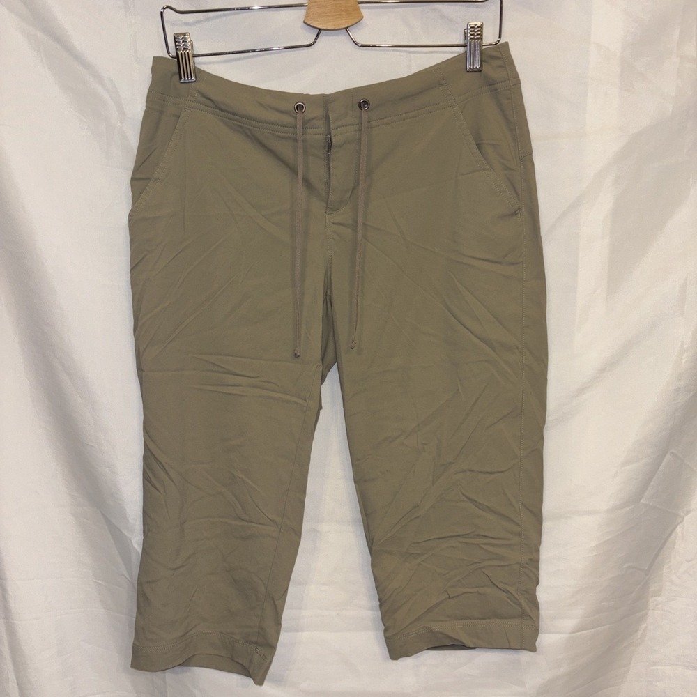 Columbia Sportswear Company Women's Tan Capris Pants Size 8